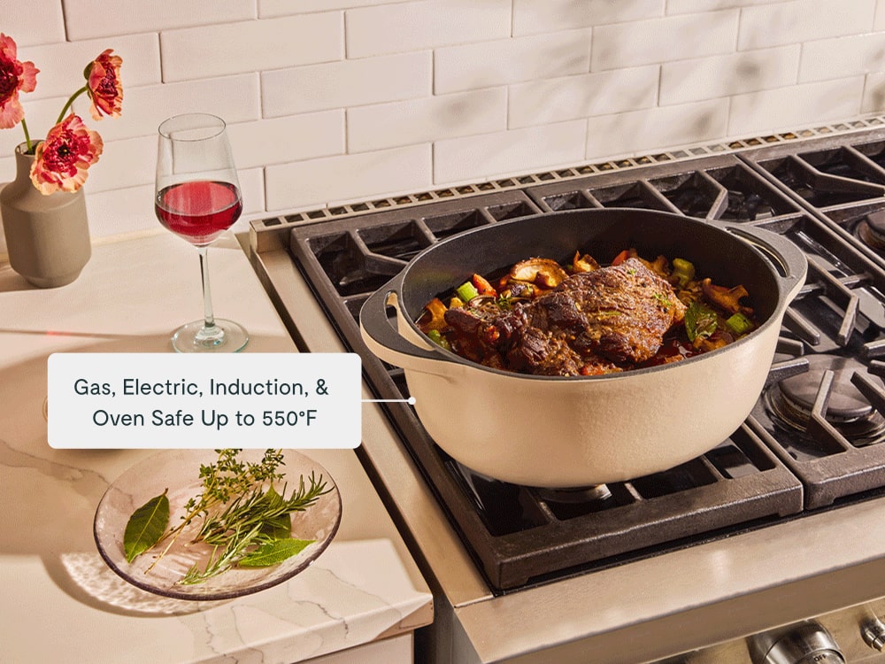 Cast Iron Oval Dutch Oven with Lid