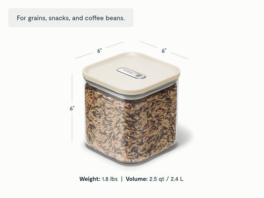 2.4 L Medium Glass Airtight Container