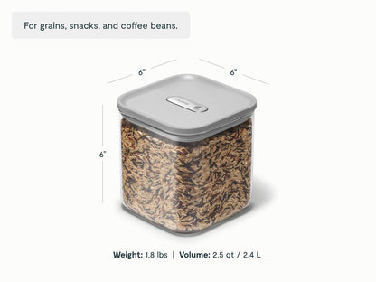 2.4 L Medium Glass Airtight Container
